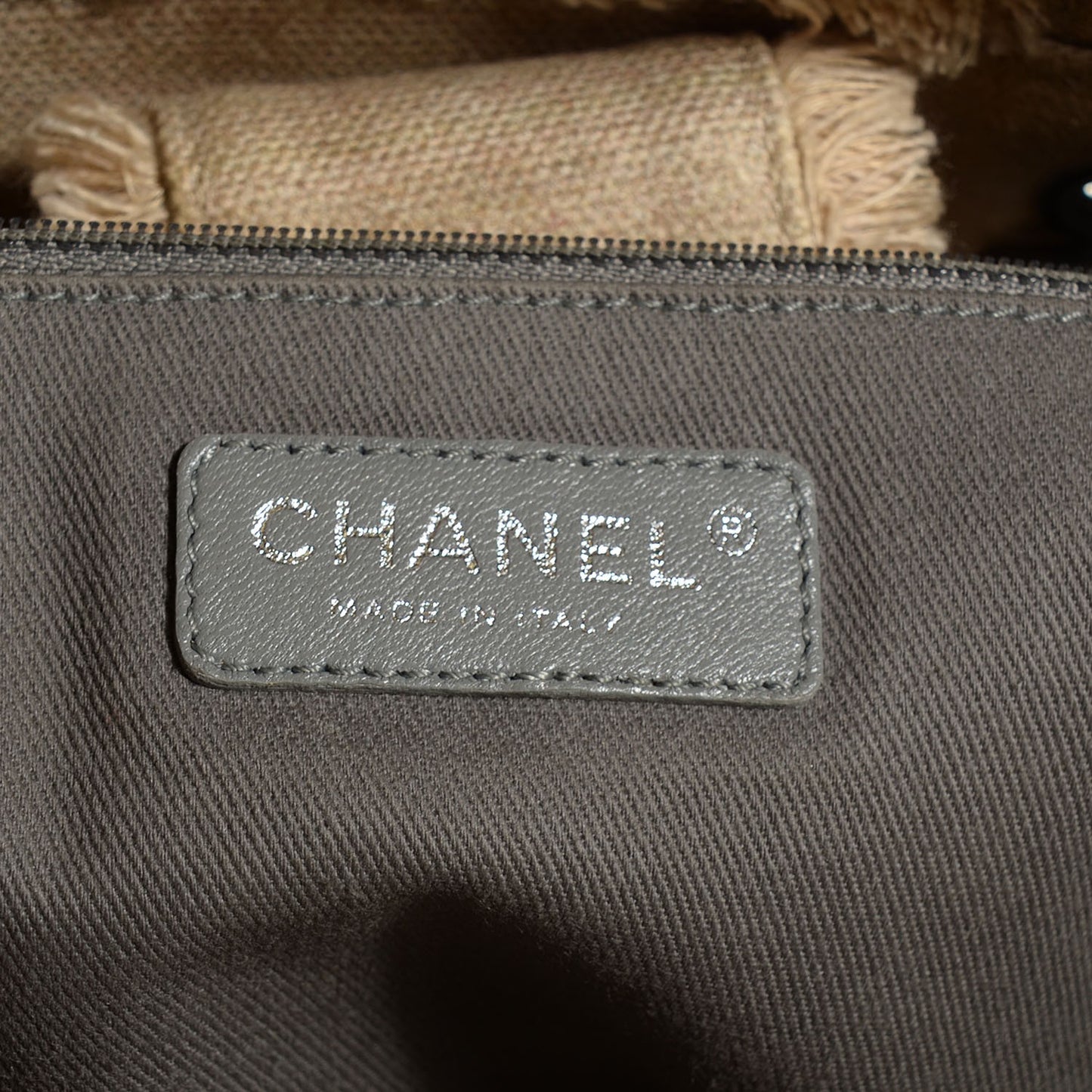 Canvas Large Graffiti Tote Beige
