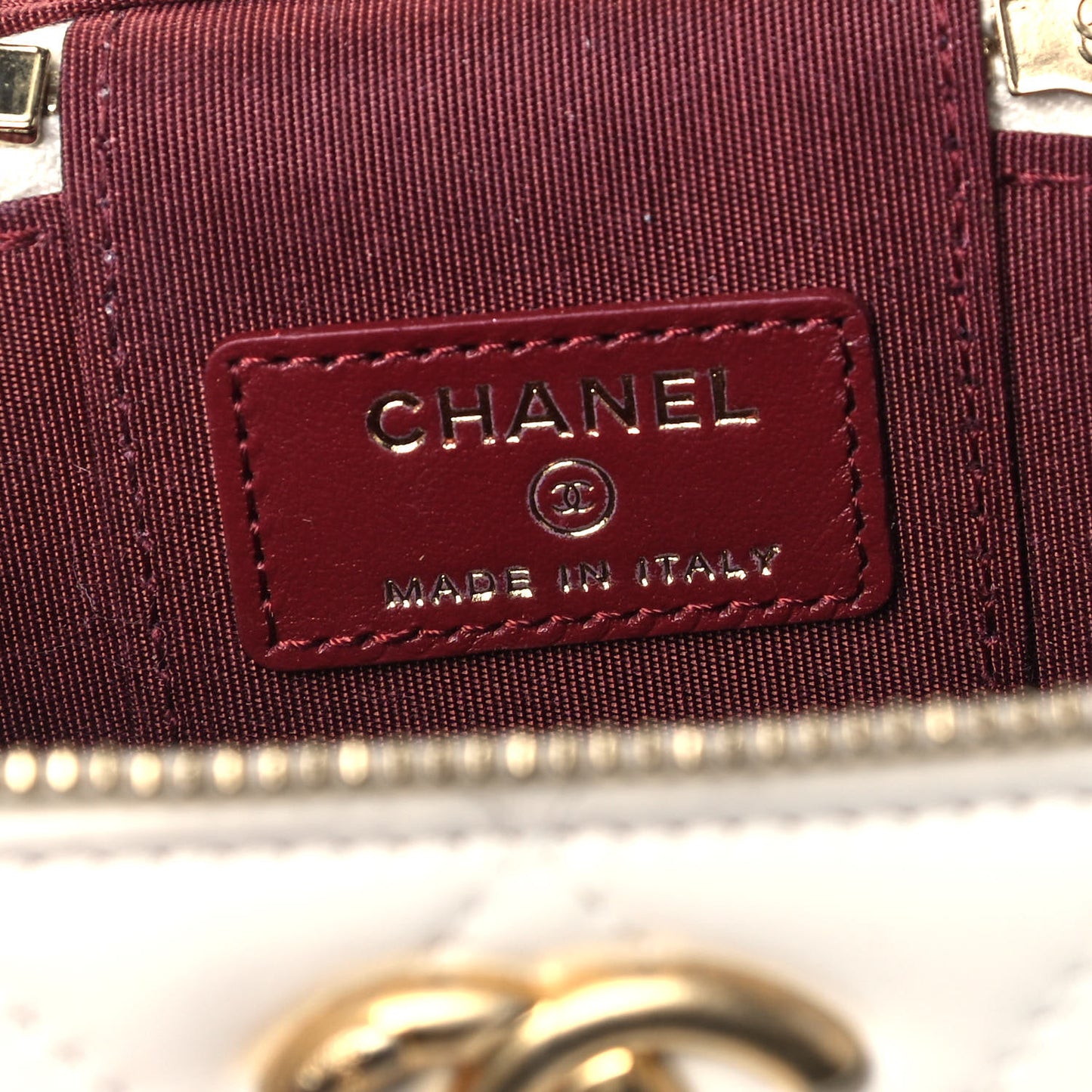Calfskin Quilted Mini Perfect Fit Vanity Case With Chain White