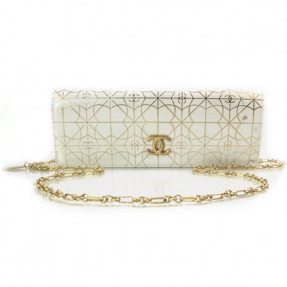 Chanel Vinyl Paris Moscou Moujik Clutch White 2 of 15