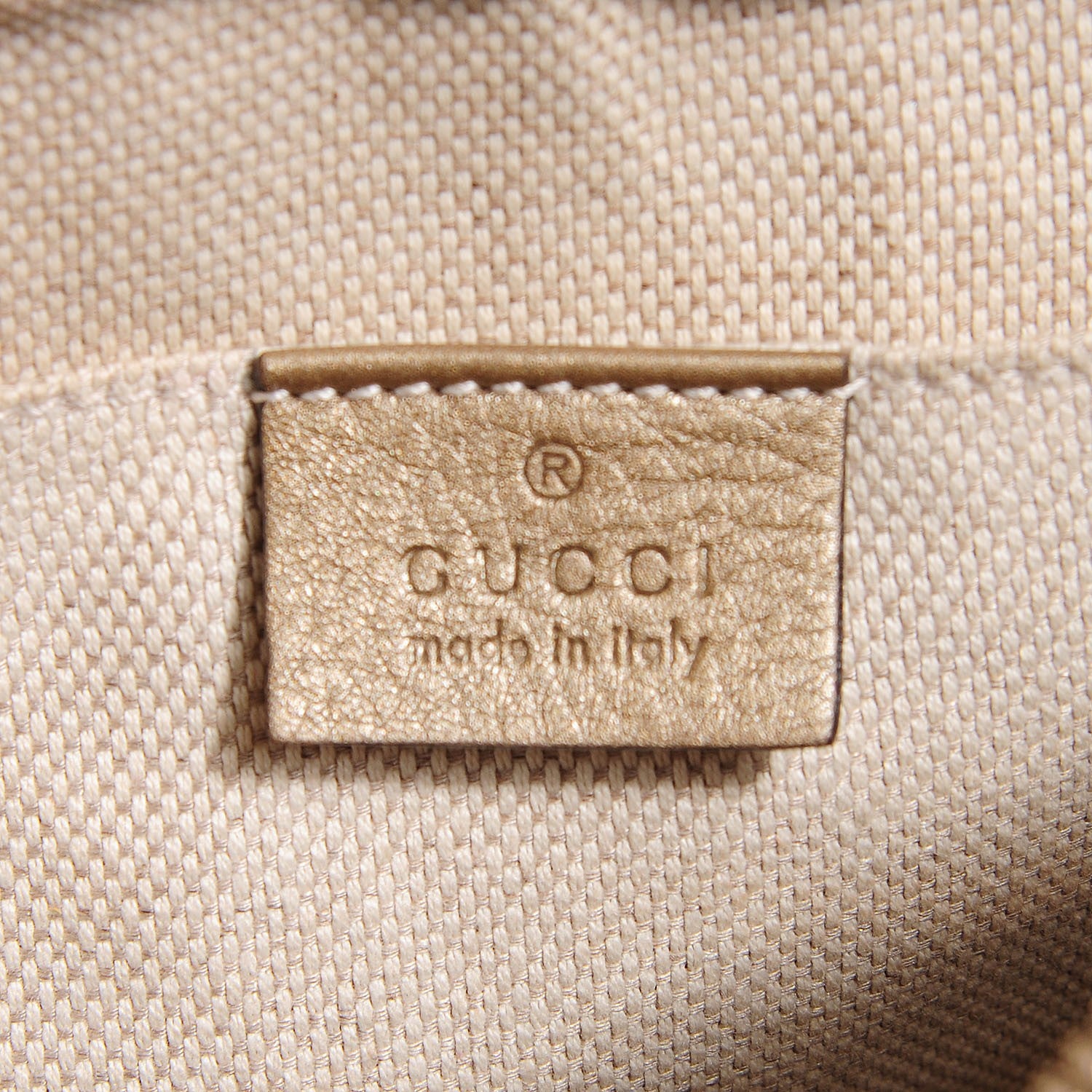 Gucci Metallic Pebbled Calfskin Small Soho Disco Bag Golden Beige 6 of 9