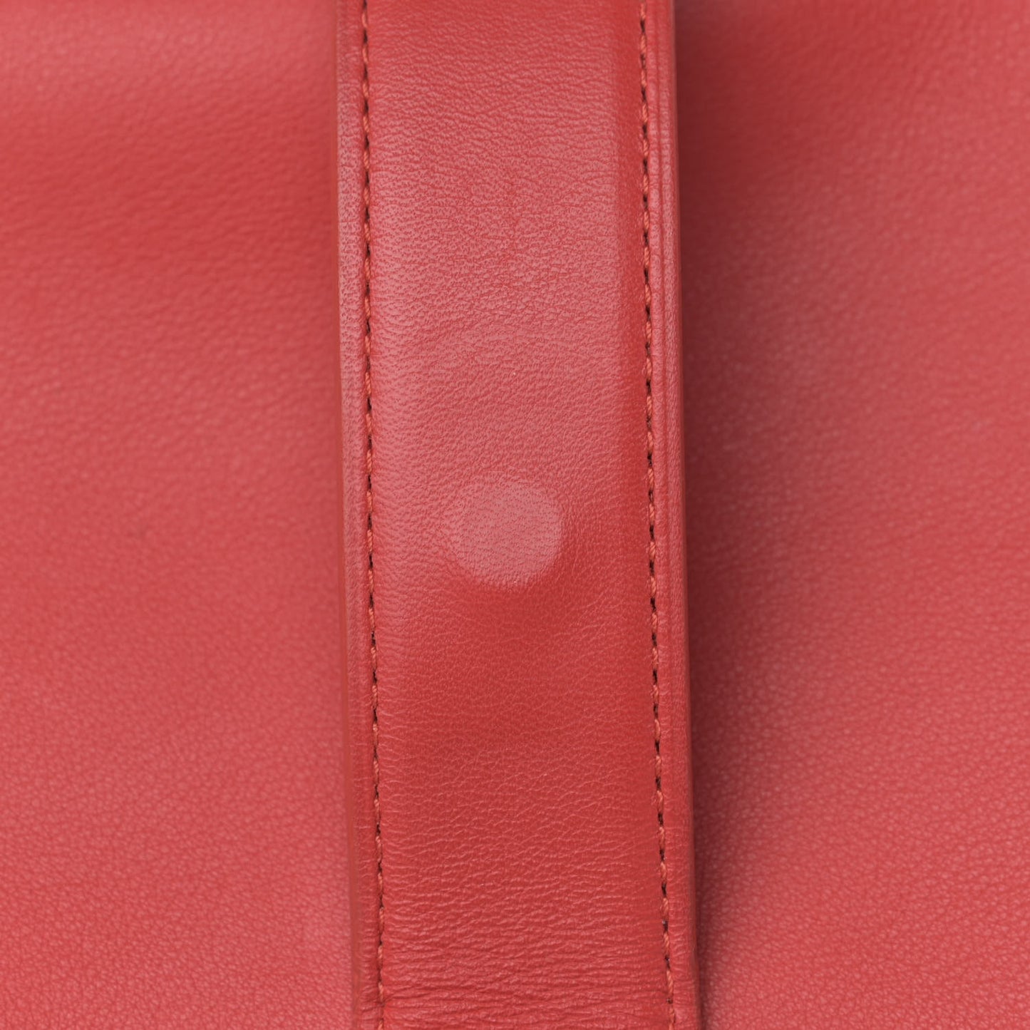 Calfskin Givry Shoulder Bag Red