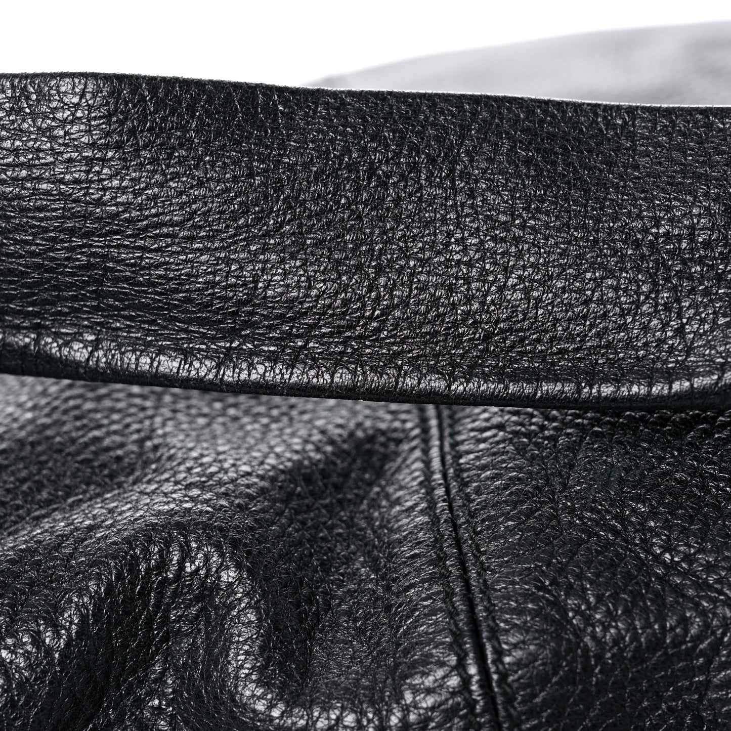 Pebbled Calfskin Medium Jungle Hobo Black