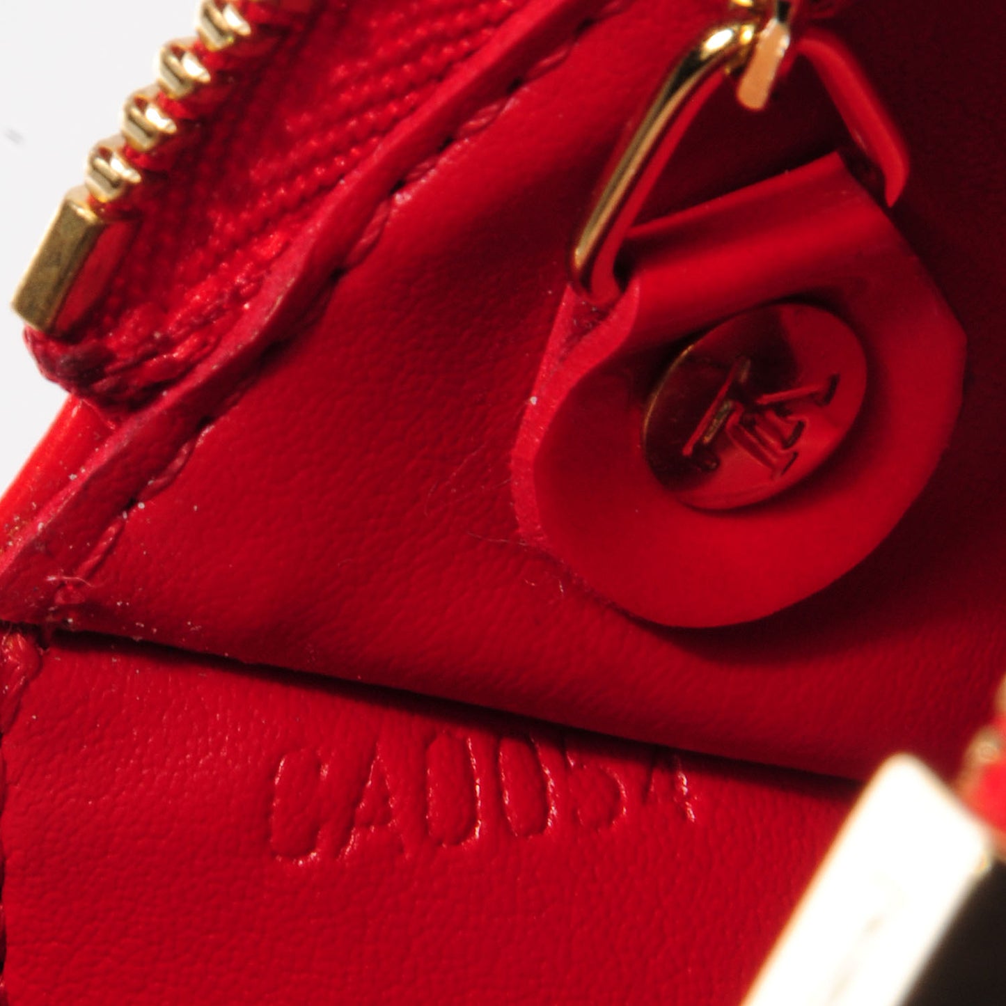 Vernis Key Pouch Rouge
