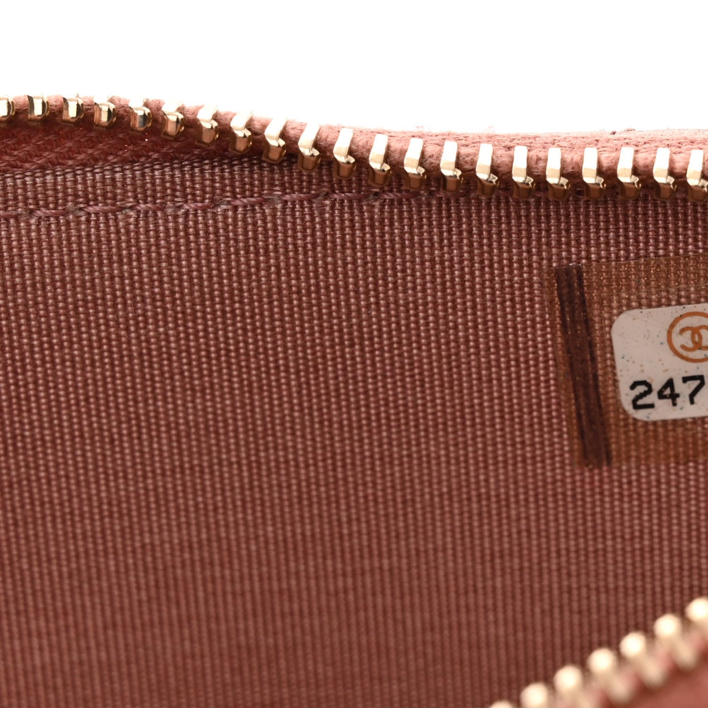 Metallic Goatskin Enamel Quilted Small Clutch With Chain Brown