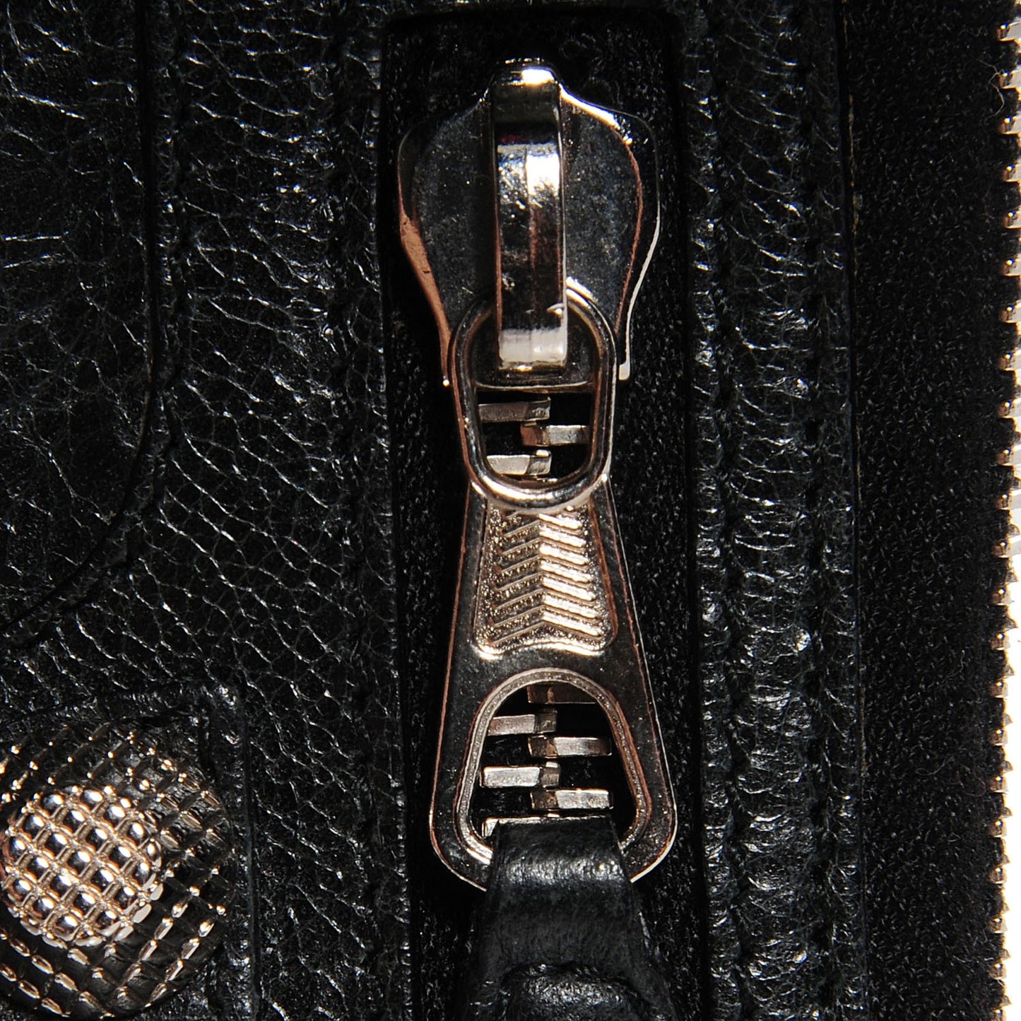 Agneau Giant Silver Hardware M Porte-Monnaie Coin Purse Black