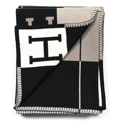 Hermes Wool Cashmere Avalon III Blanket Ecru Black 2 of 3