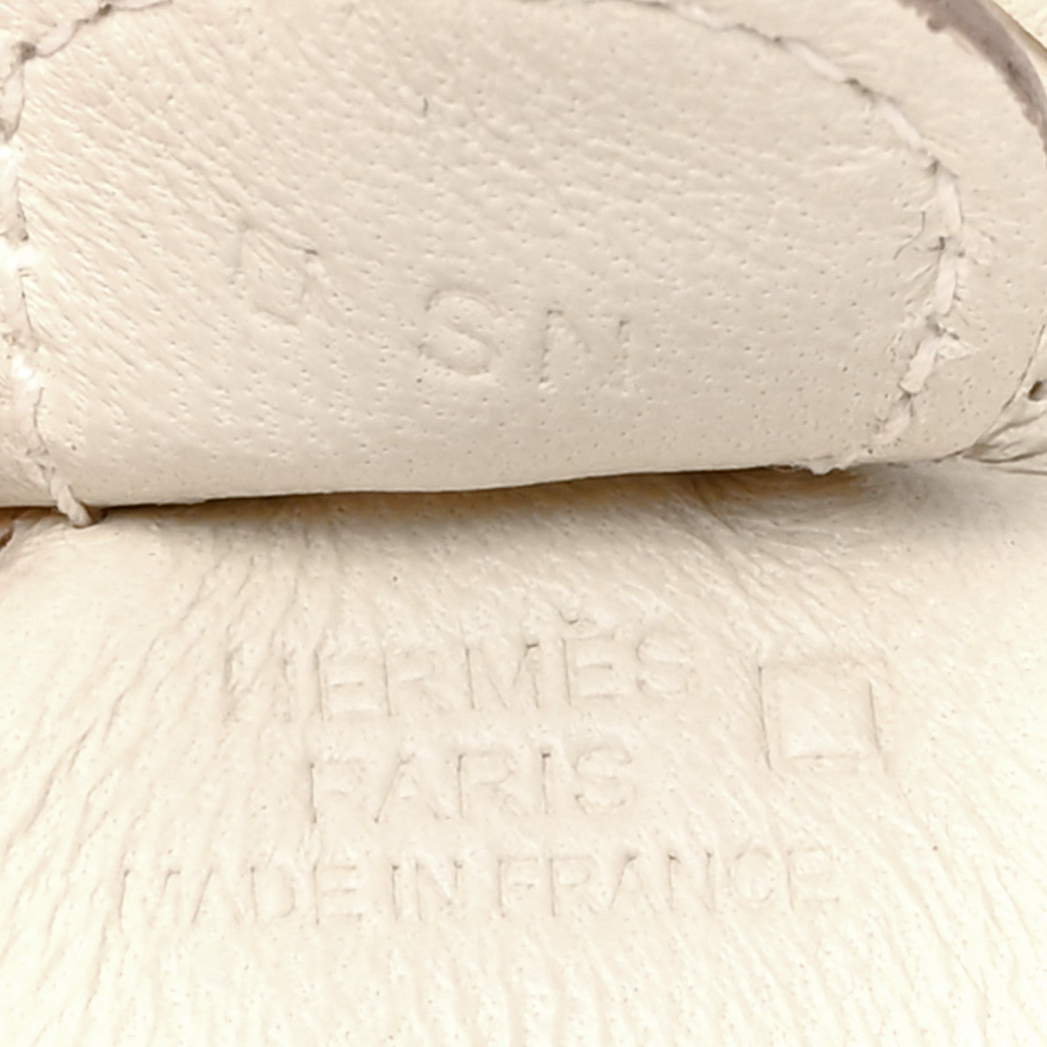 Hermes Milo Lambskin Matte Alligator Touch Grigri Rodeo Horse Bag Charm PM Craie Nata Beton 4 of 4