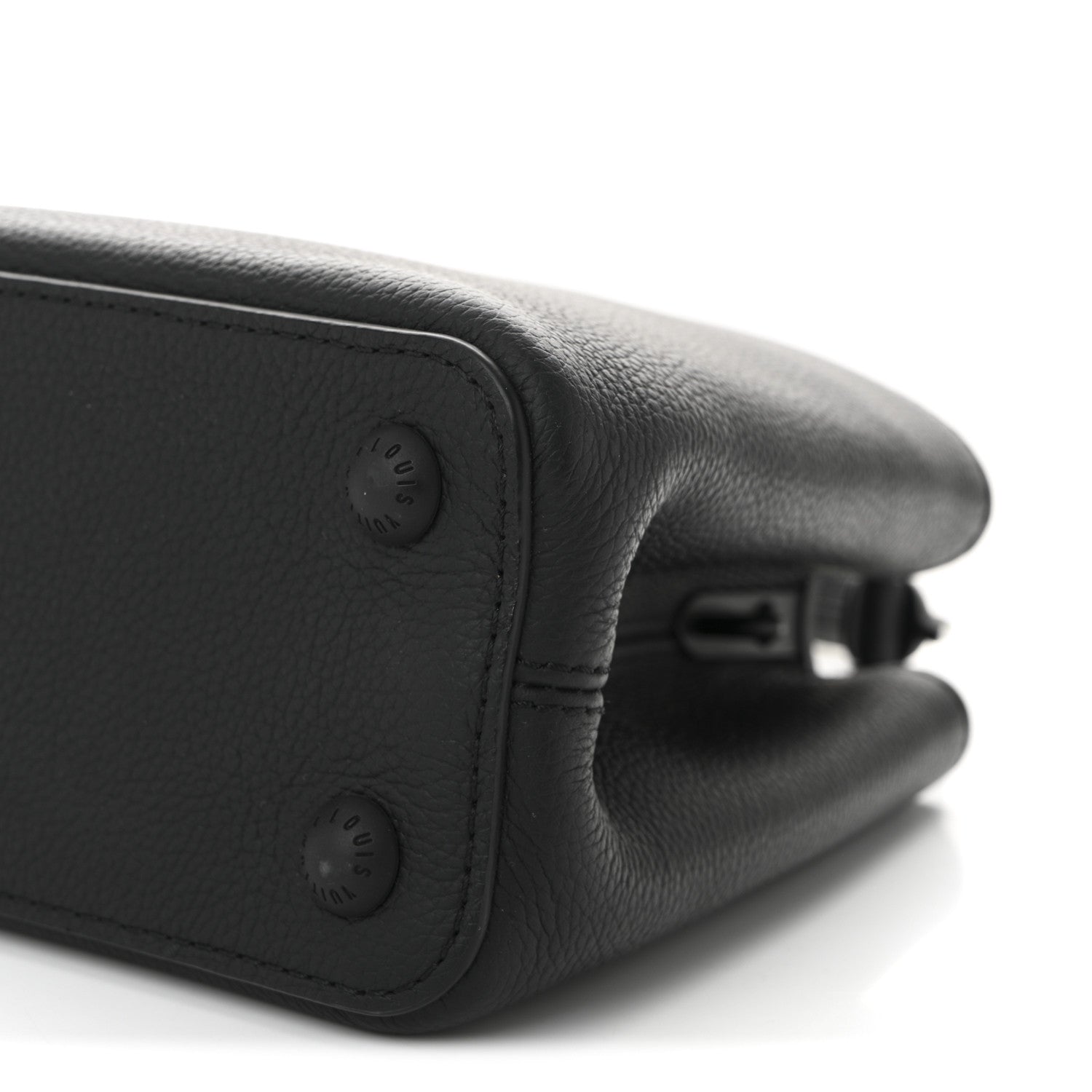 Louis Vuitton Taurillon Capucines BB Matte Black 9 of 9