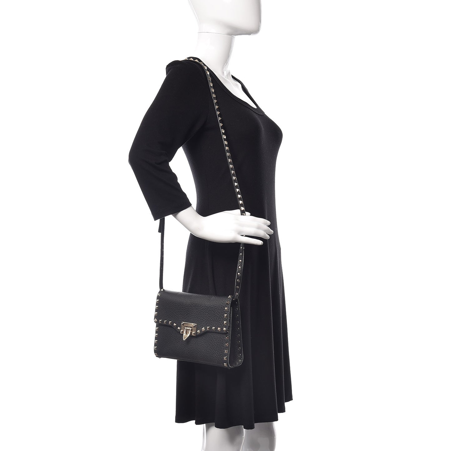 Pebbled Calfskin Medium Rockstud Flip Lock Crossbody Bag Black