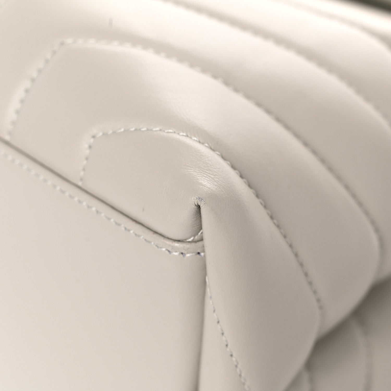 Saint Laurent Calfskin Y Quilted Monogram Medium Loulou Chain Satchel Blanc Vintage 10 of 17