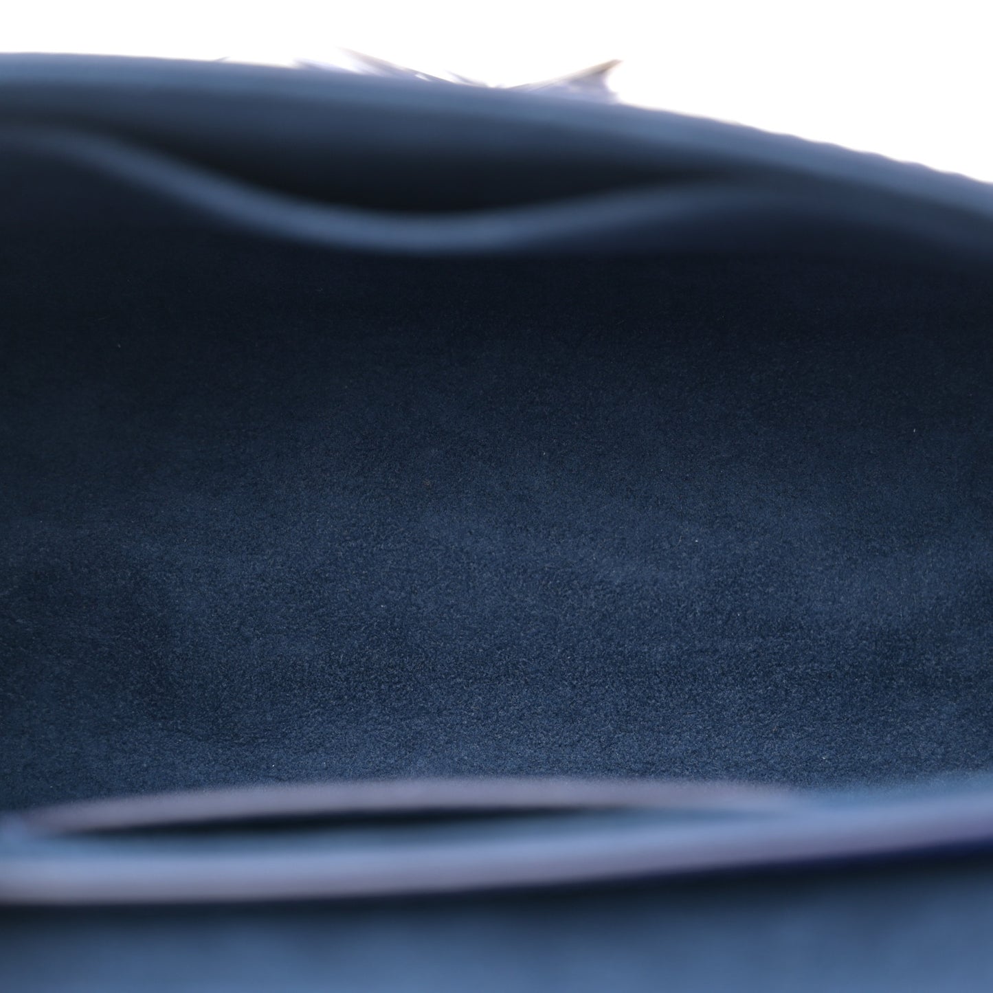 Epi Twist Shoulder Bag PM Gradient Purple