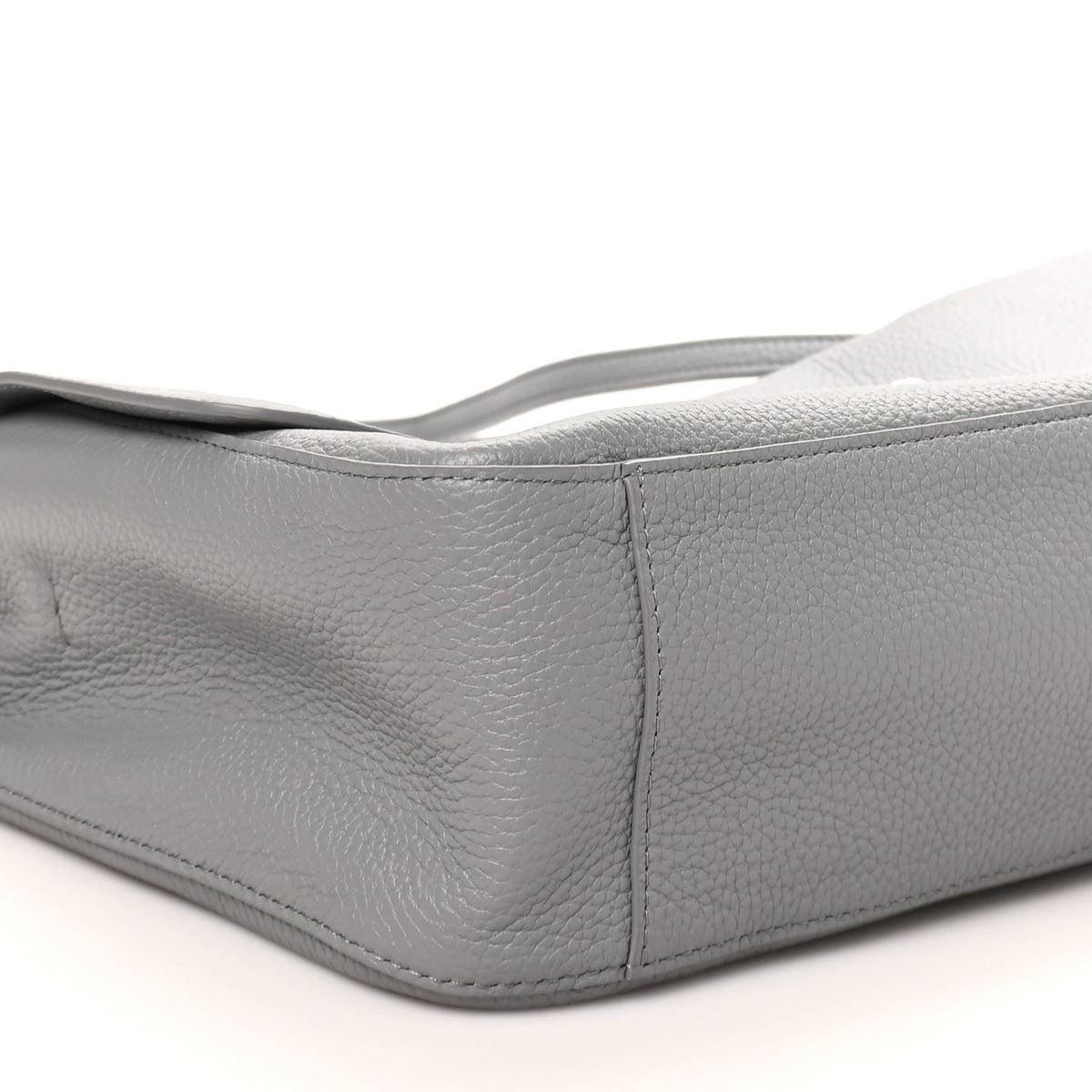 Grained Calfskin Small Souplissimo Maxi Flap Grey
