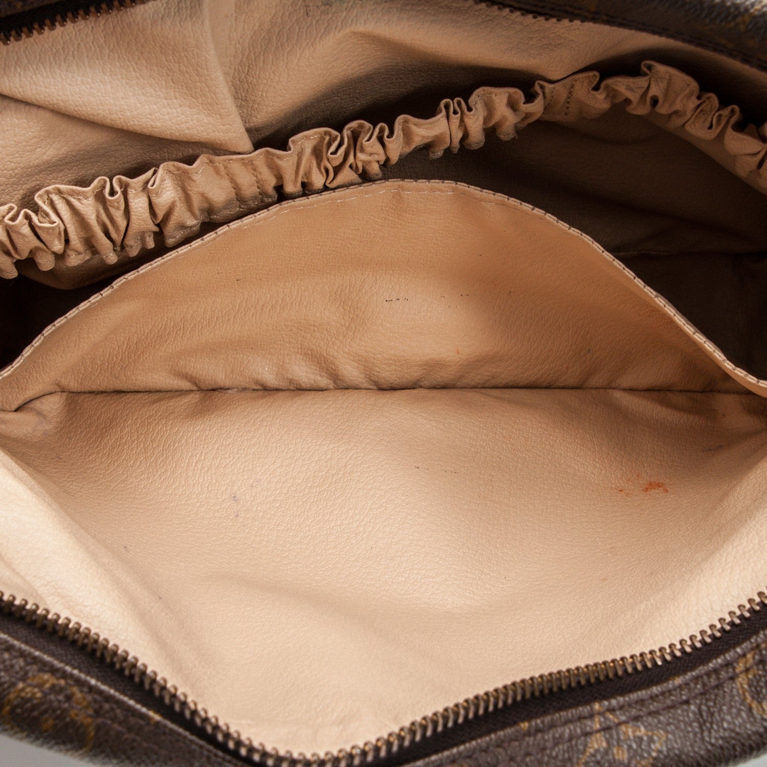 Louis Vuitton Monogram Trousse Toilette 28 12 of 12