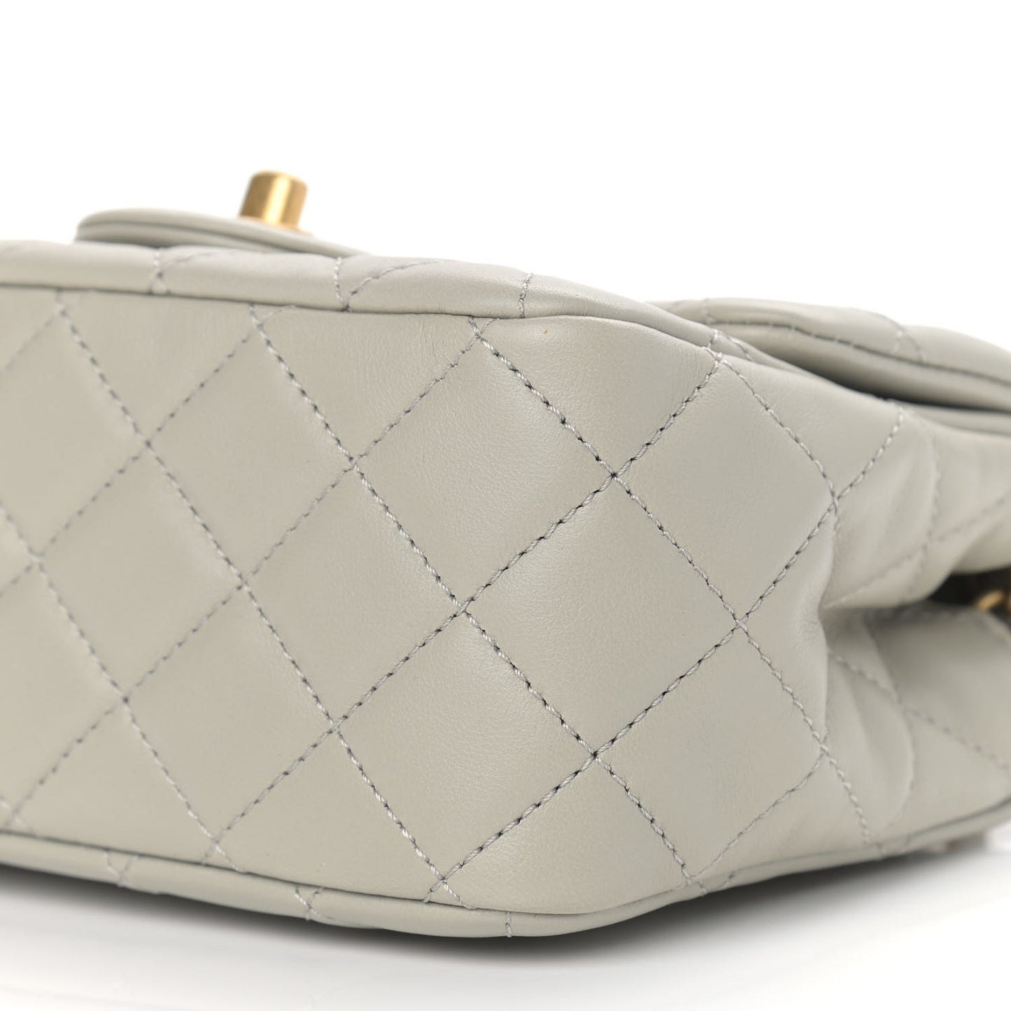 Lambskin Quilted Mini Pearl Crush Flap Light Grey