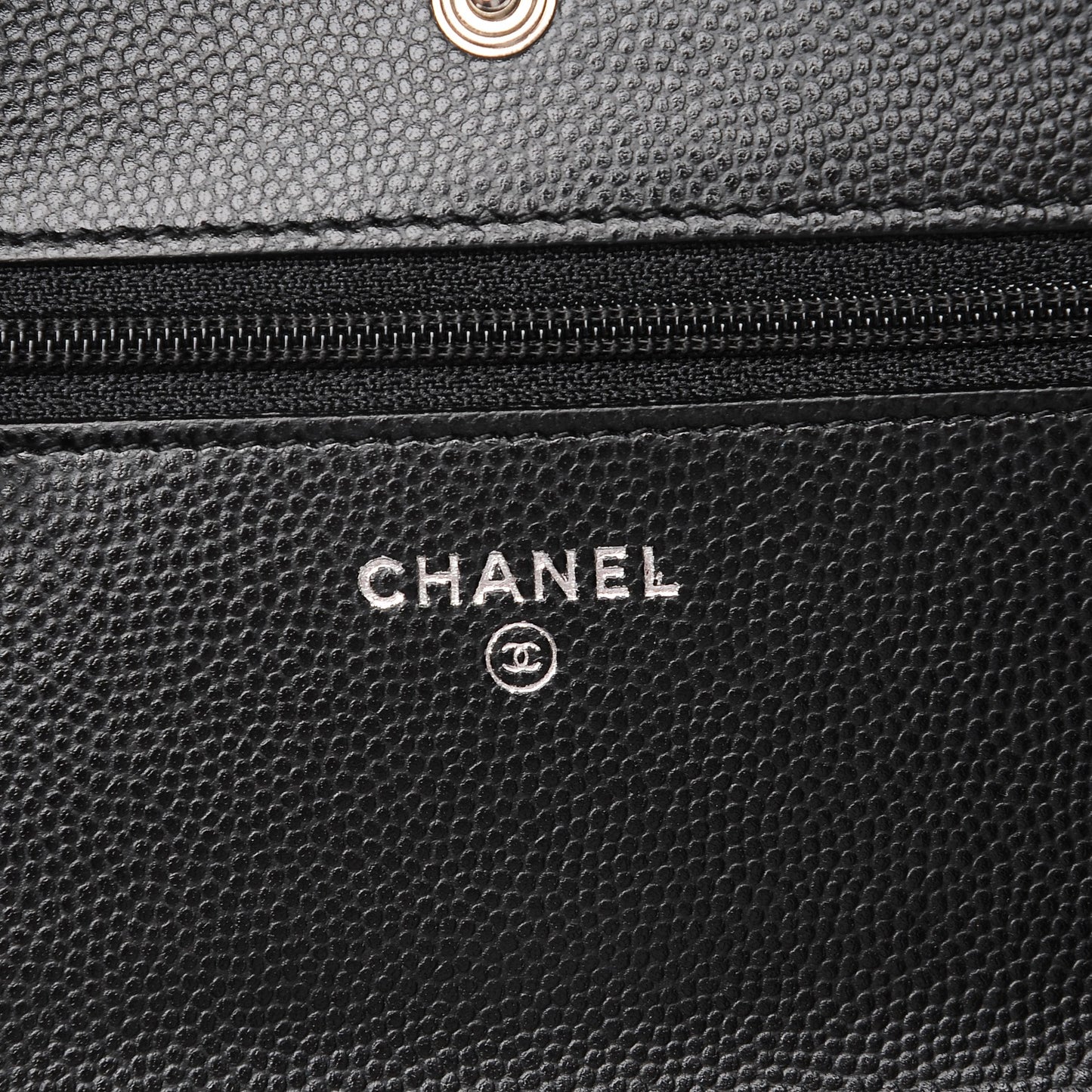 Caviar Chevron Quilted Wallet On Chain WOC Black