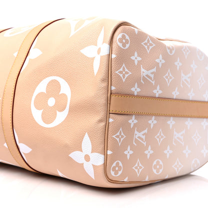 Louis Vuitton Monogram Giant By The Pool Keepall Bandouliere 45 Brume 7 of 10