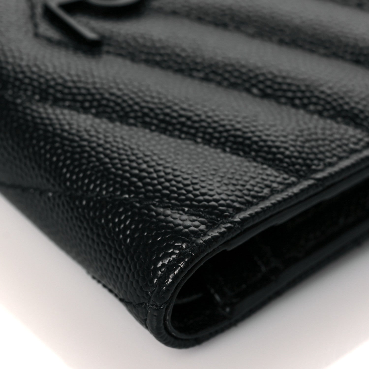 Saint Laurent Grain De Poudre Matelasse Chevron Monogram Zipped Card Case Black 9 of 10