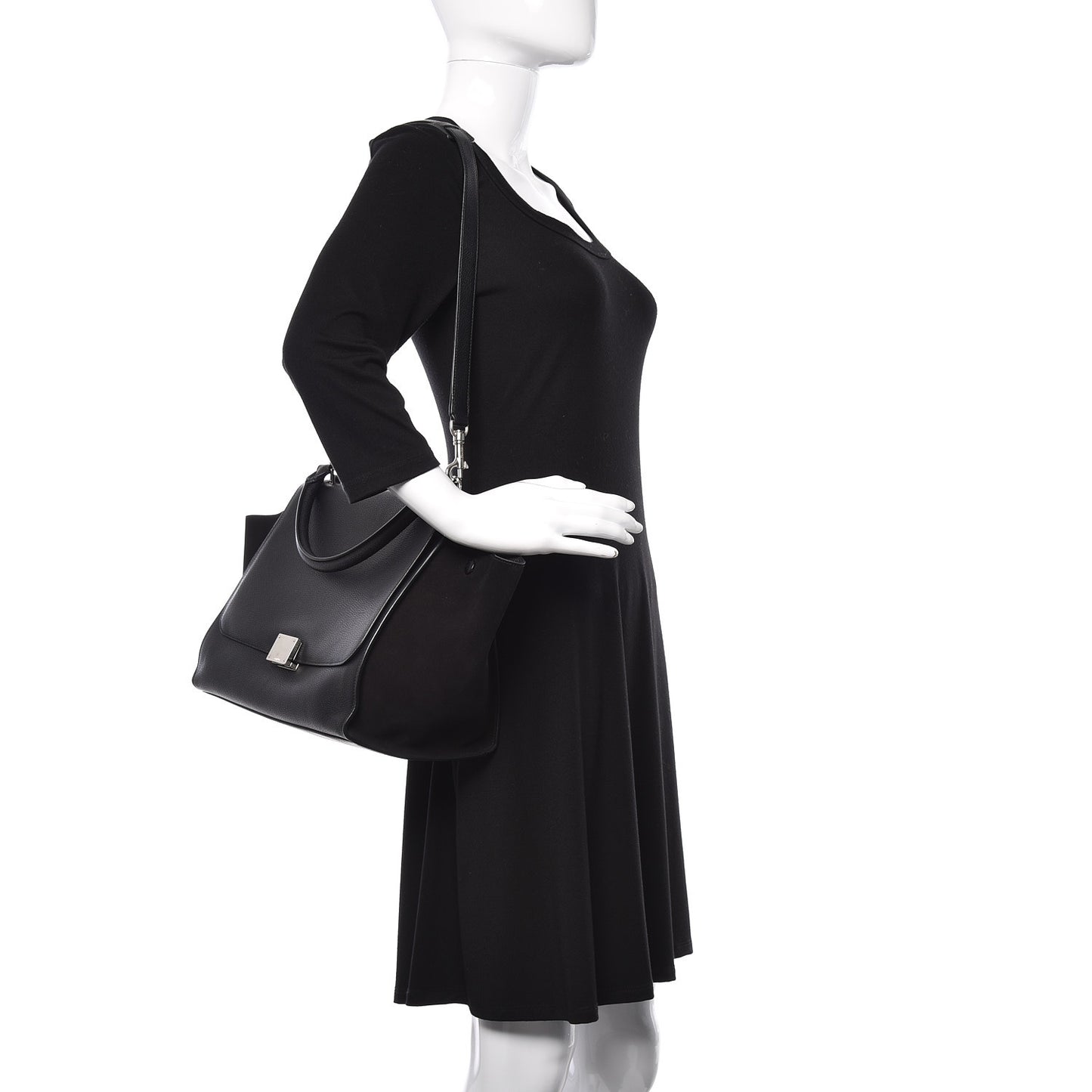 Drummed Calfskin Suede Medium Trapeze Black