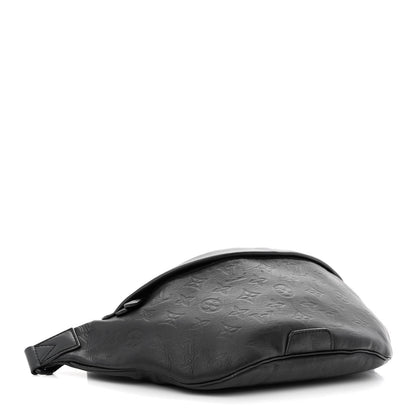 Louis Vuitton Calfskin Monogram Shadow Discovery Bumbag Black 4 of 11