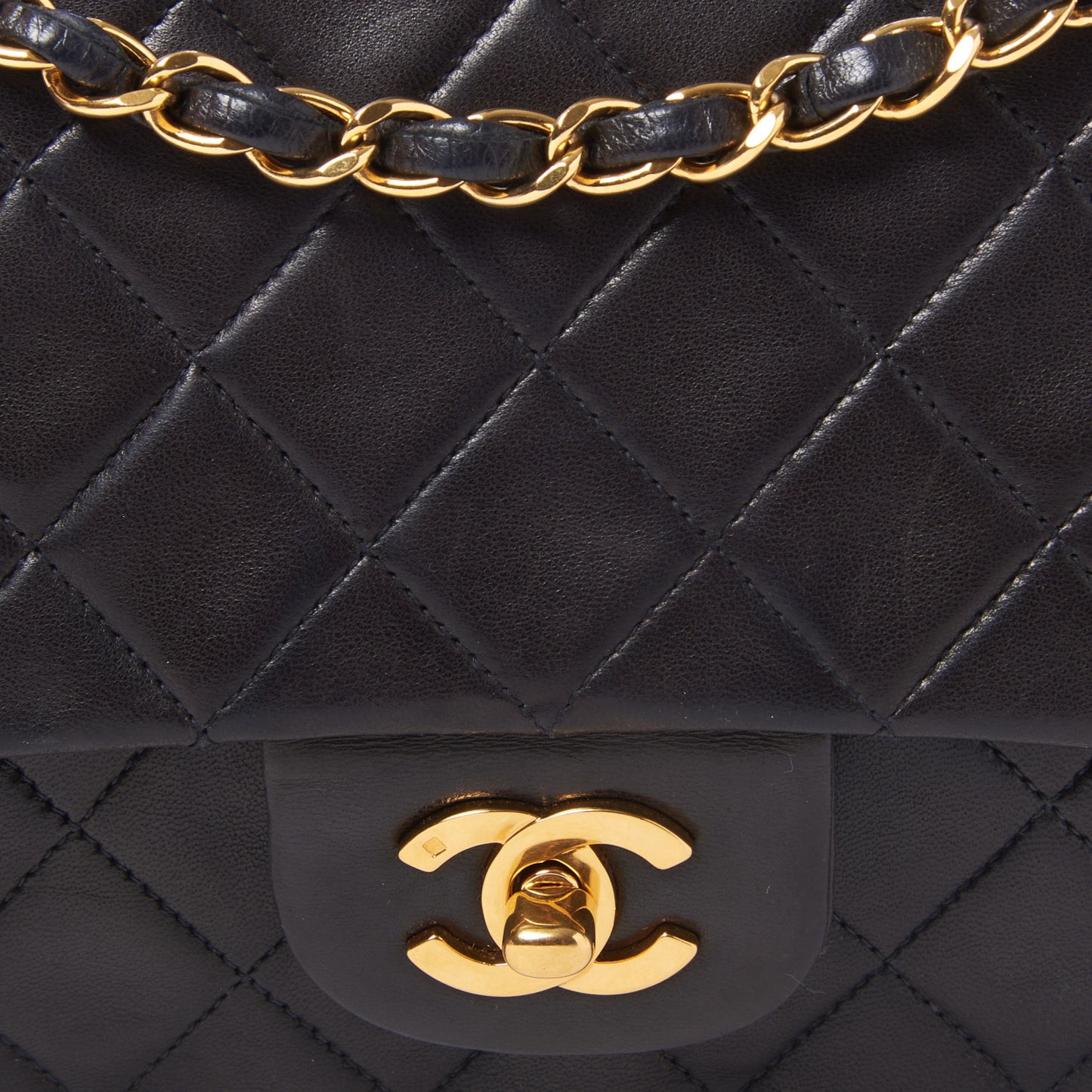 Lambskin Quilted Medium Double Flap Black