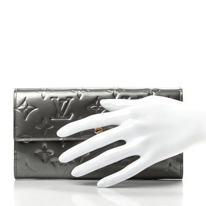 Louis Vuitton Vernis Sarah Wallet Gris Art Deco 2 of 8