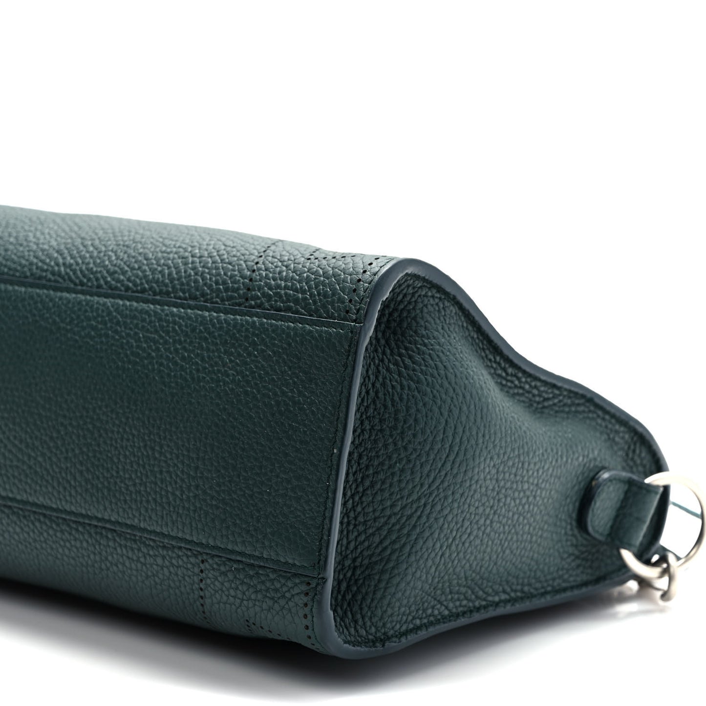 Veau Grana Perforated Blackout Hardware S City Verde