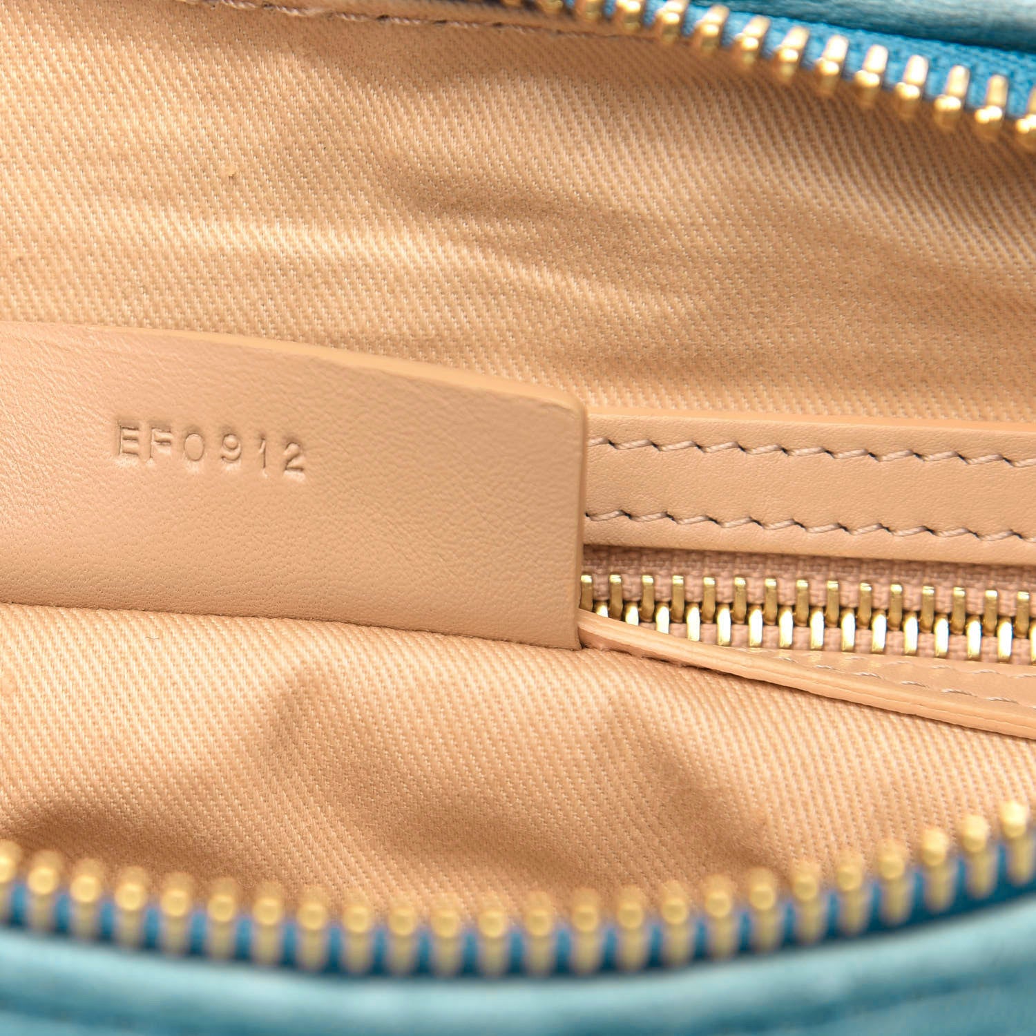 Givenchy Tumbled Sheepskin Large Pandora Sky Blue 9 of 13