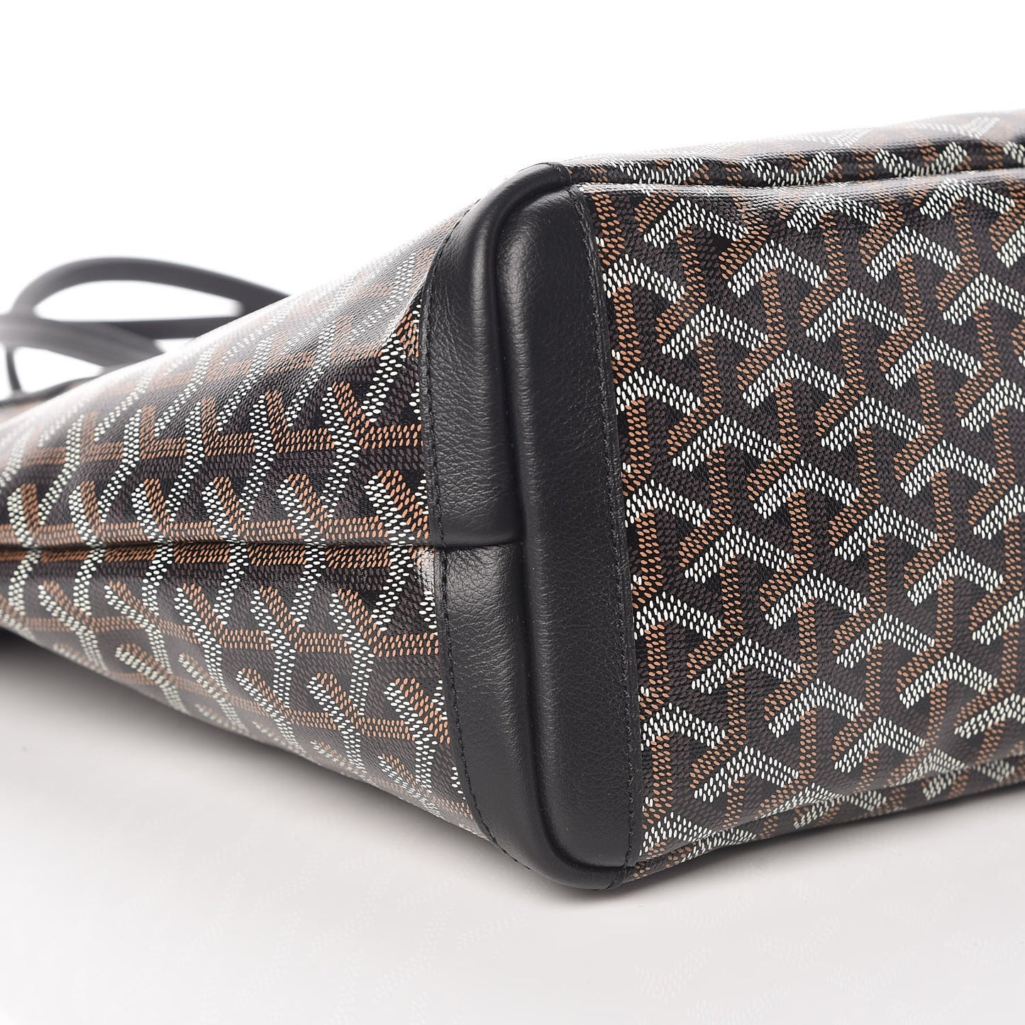 Goyardine Artois PM Black