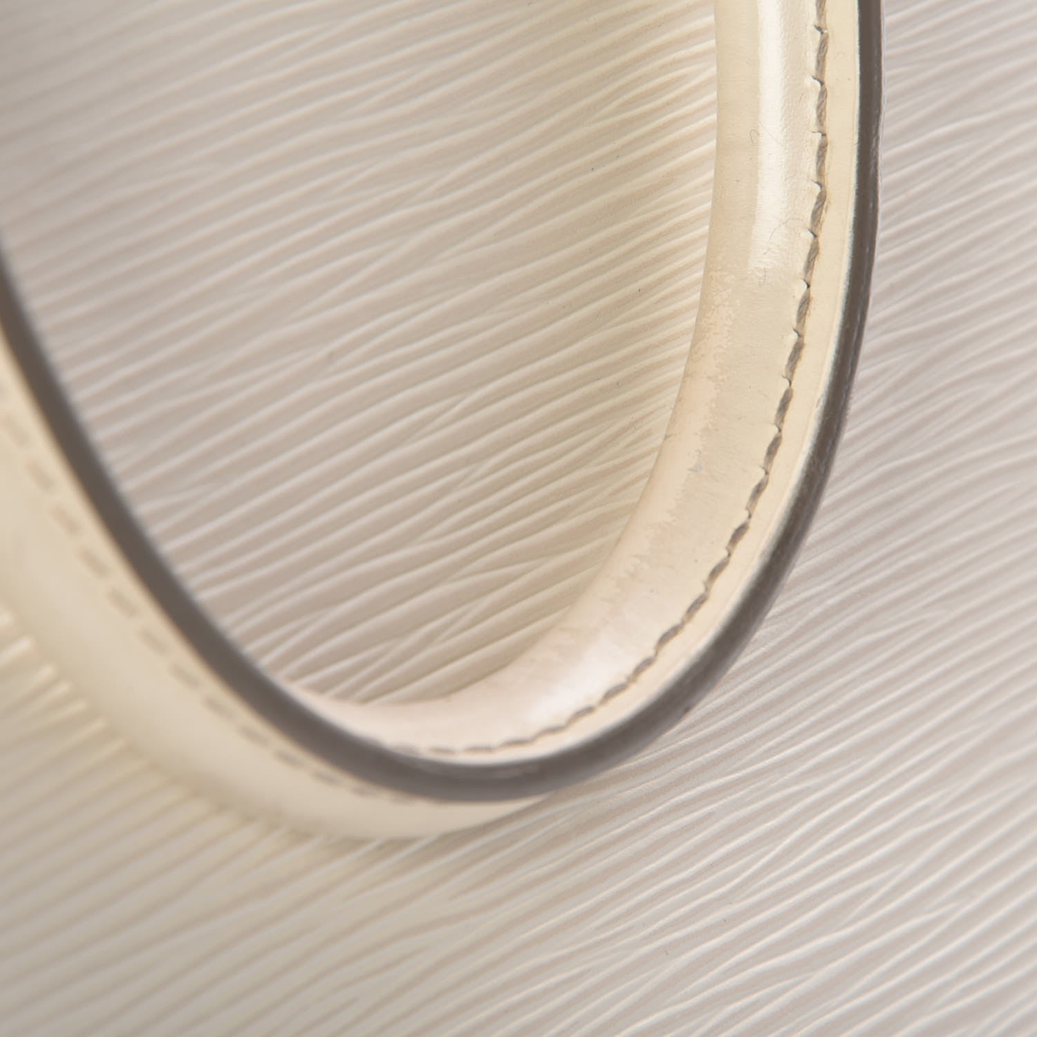 Louis Vuitton Epi Alma PM Ivory 12 of 16