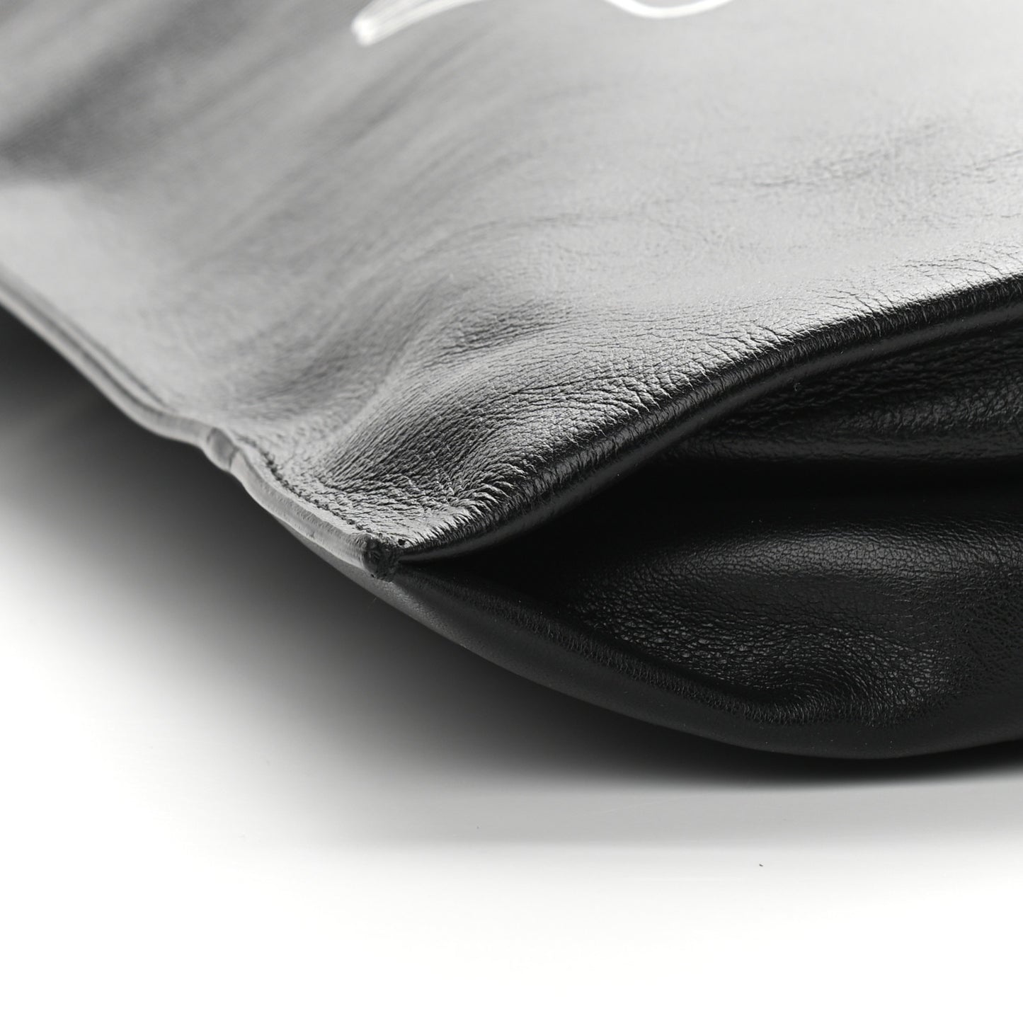 Calfskin Printed You Are The World Plastic Bag Shopper S Black