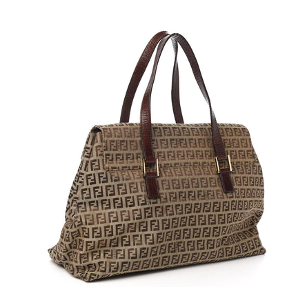 Fendi Zucchino Vitello Shoulder Bag Mogano Panna Bruciato 2 of 9