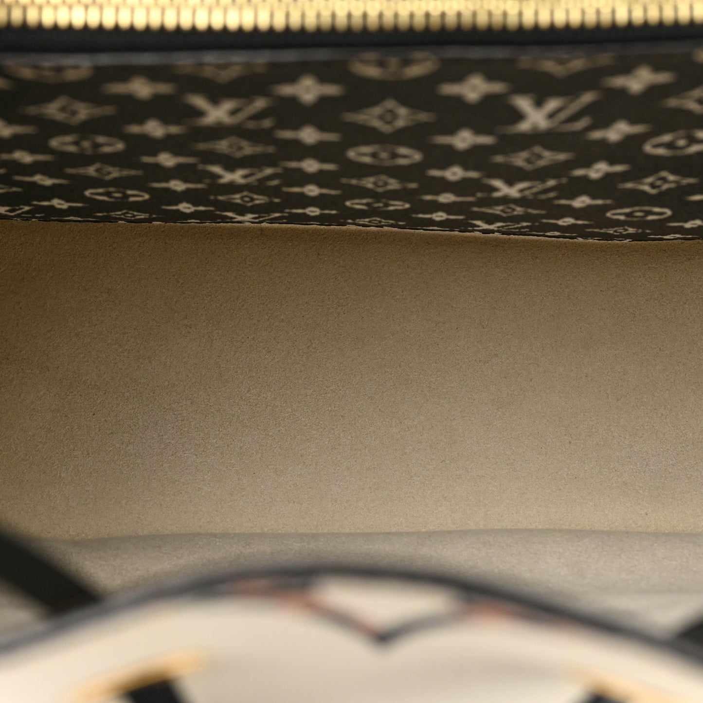 Monogram Giant Jungle NéoNoé Ivory