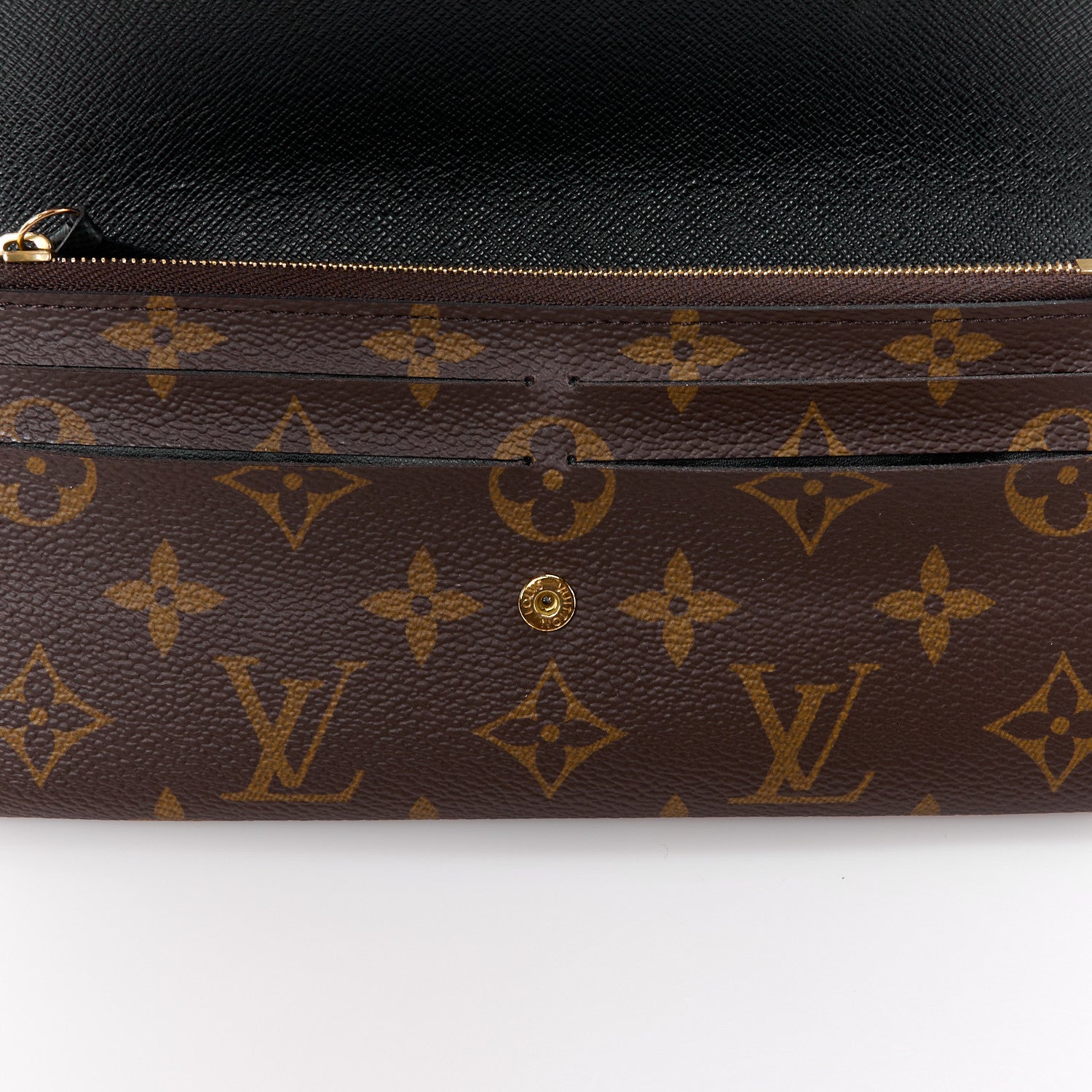Louis Vuitton Reverse Monogram Emilie Wallet 13 of 15