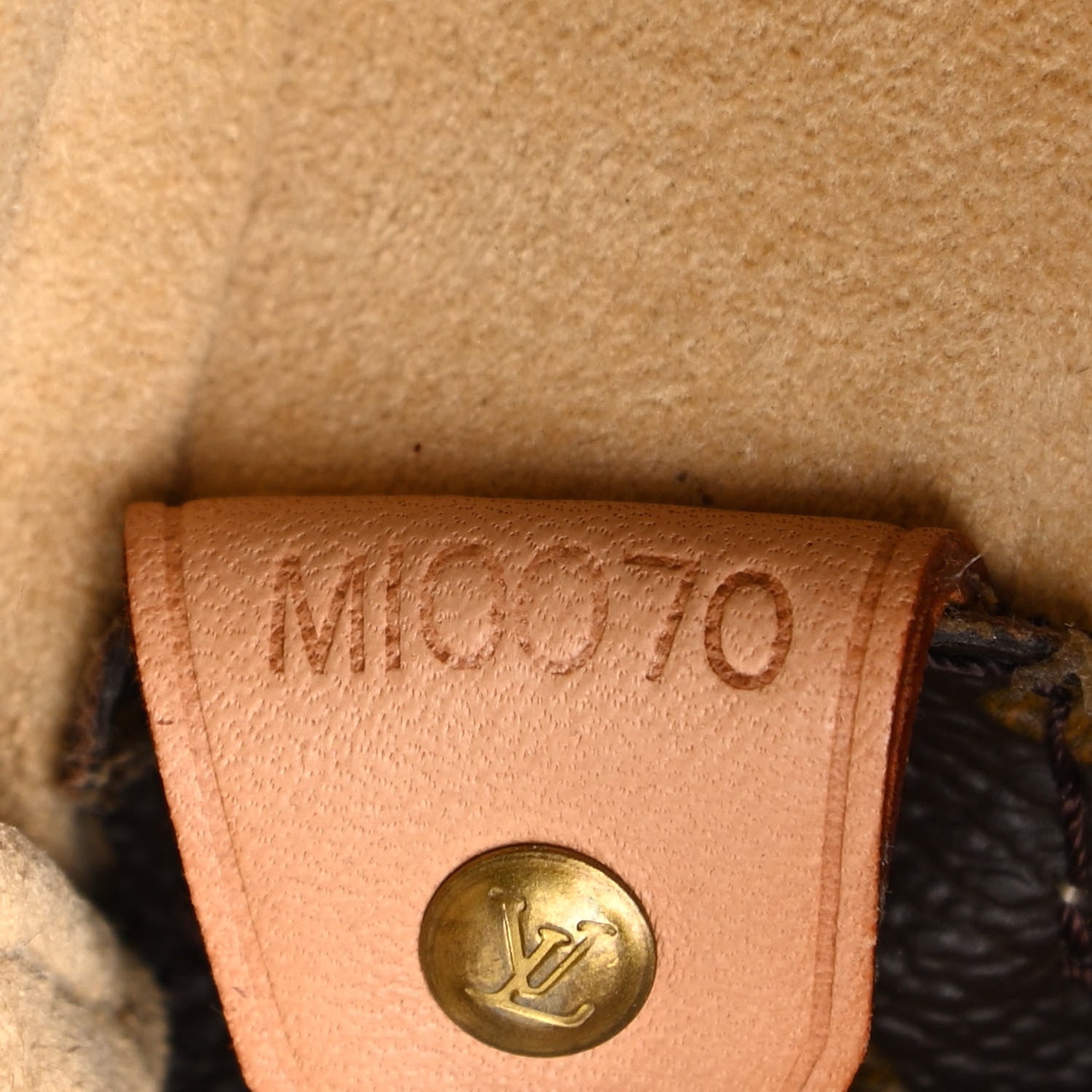 Louis Vuitton Monogram Looping GM 8 of 12