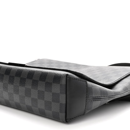 Louis Vuitton Damier Graphite District MM 10 of 10