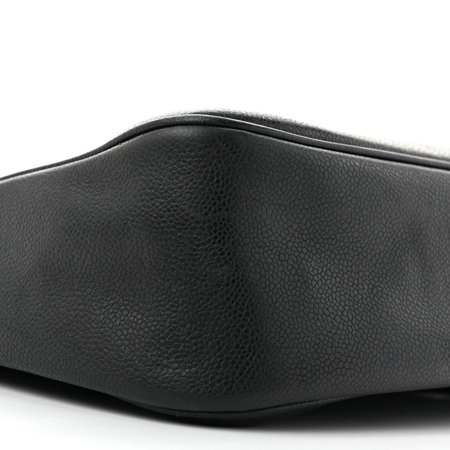 Chanel Caviar CC Hobo Black 19 of 31