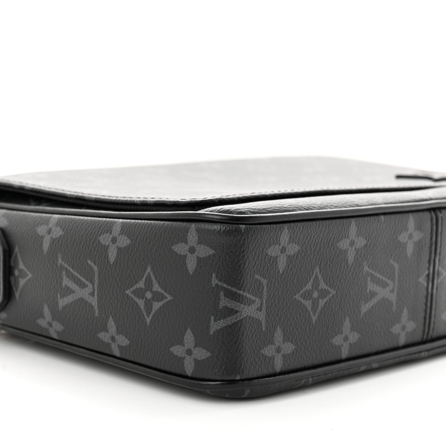 Louis Vuitton Monogram Eclipse District PM NM 8 of 10