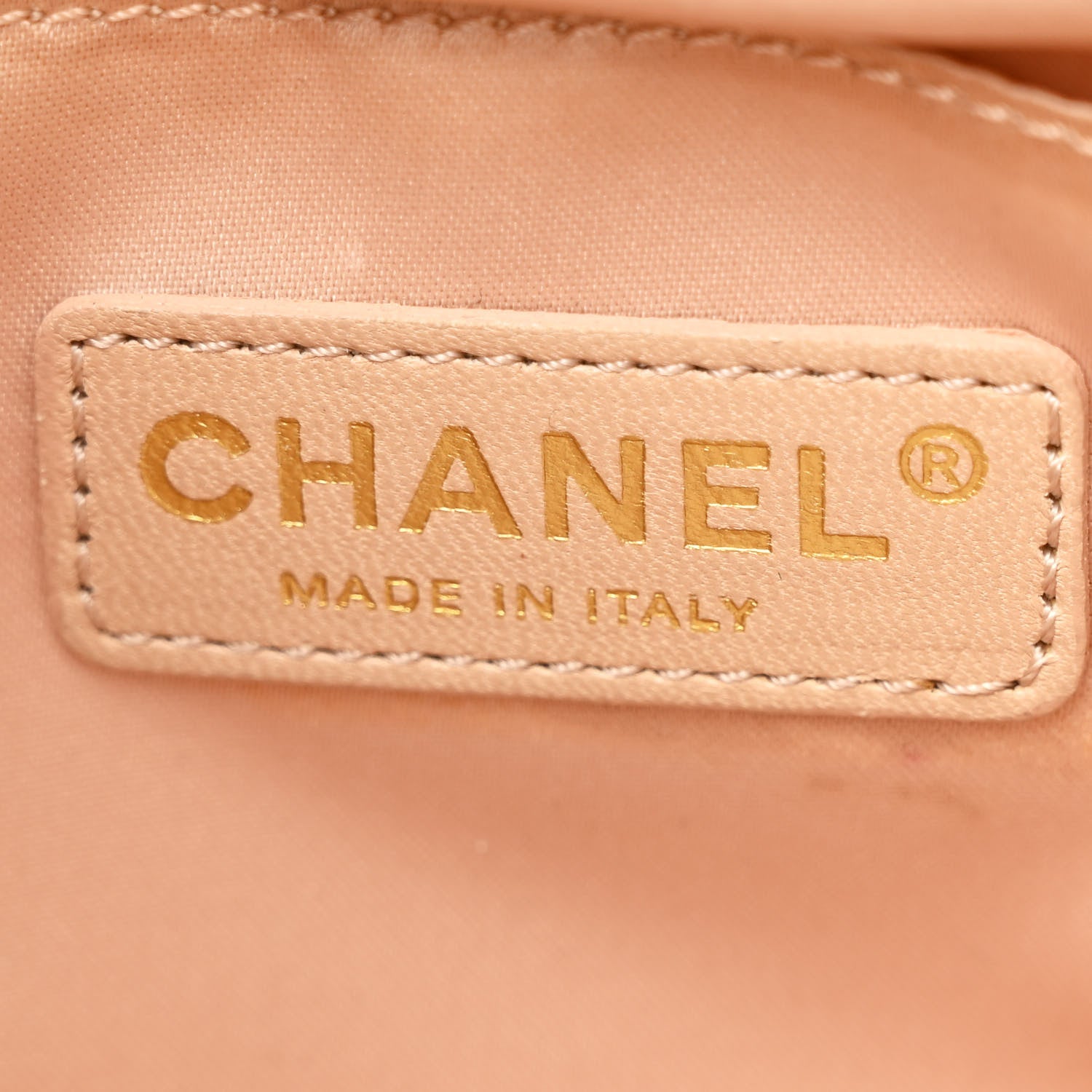 Chanel Vinyl Rock In Moscow Pouch With Chain Ivory 6 of 13