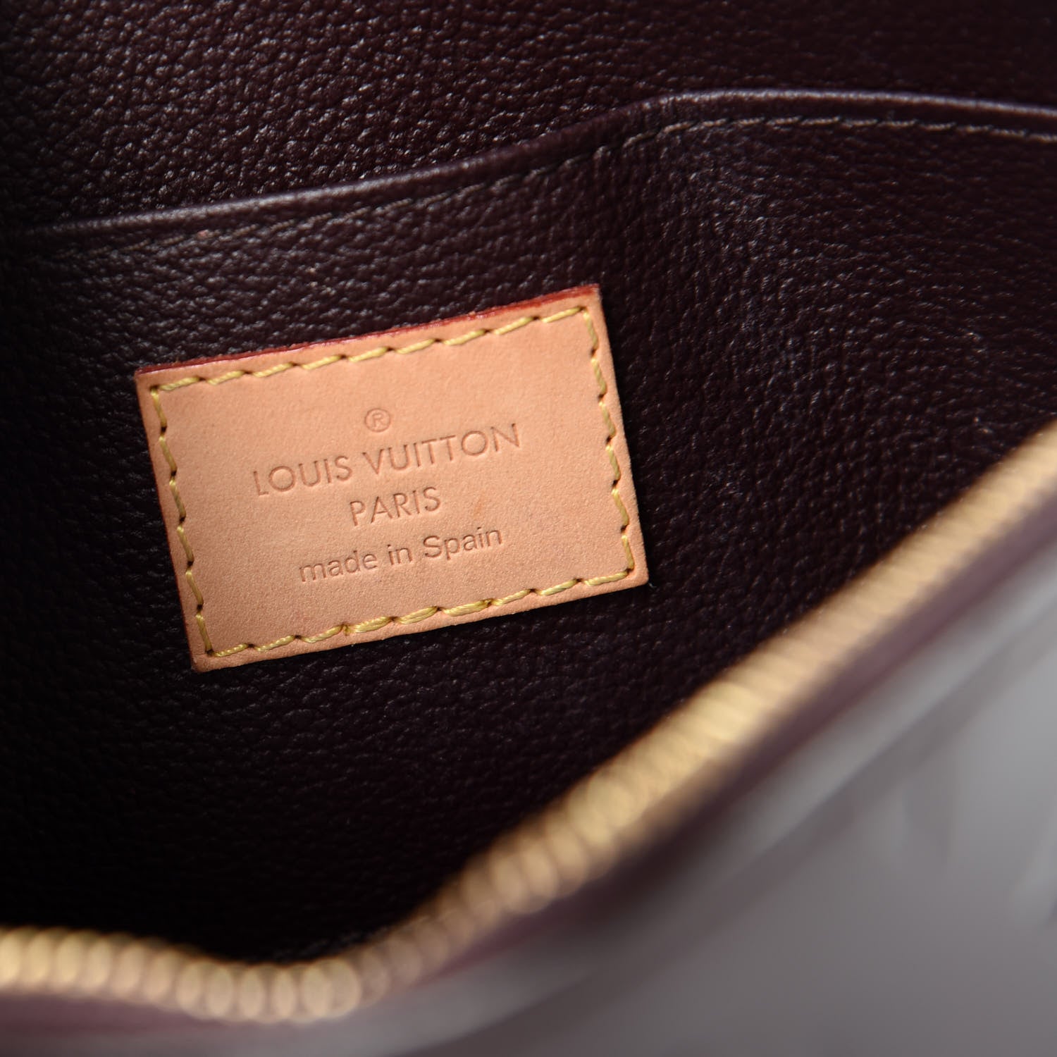 Louis Vuitton Vernis Cosmetic Pouch Amarante 6 of 6