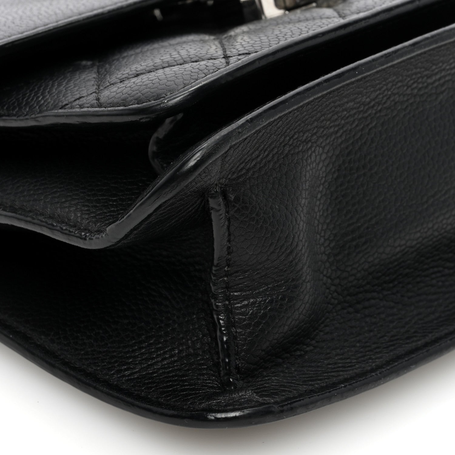 Chanel Caviar Quilted CC Box Flap Black 9 of 11