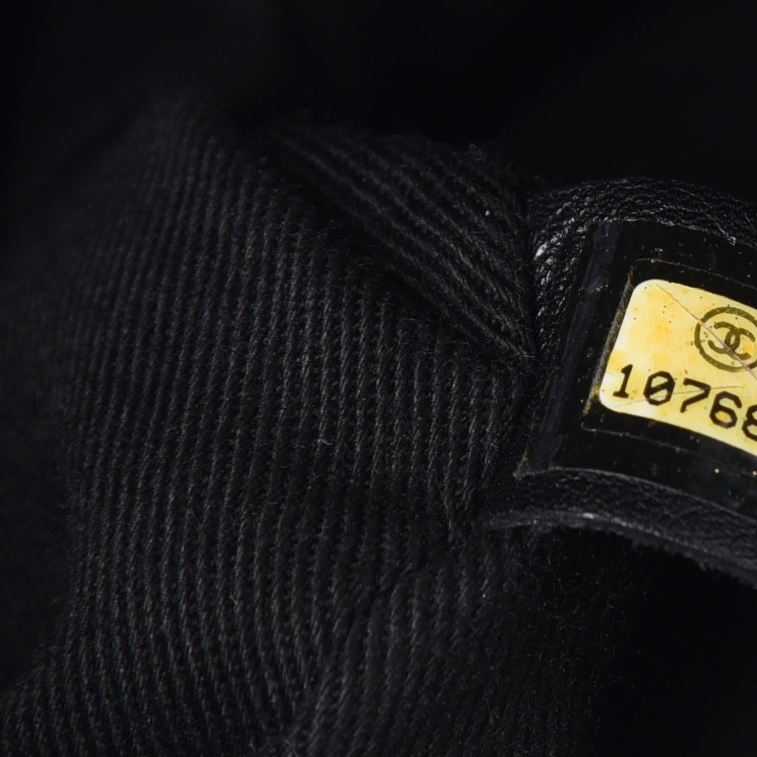 Chanel Calfskin Diamond Stitch Large Messenger Black 8 of 11