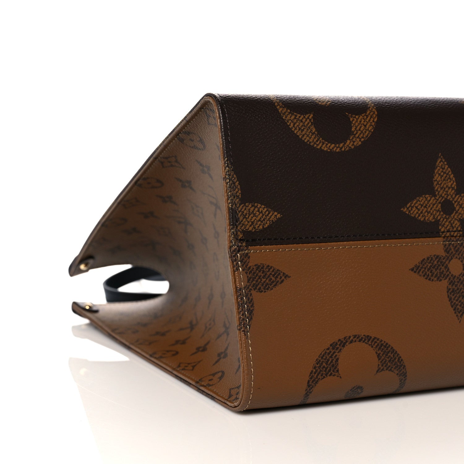 Louis Vuitton Reverse Monogram Giant Onthego GM 7 of 8