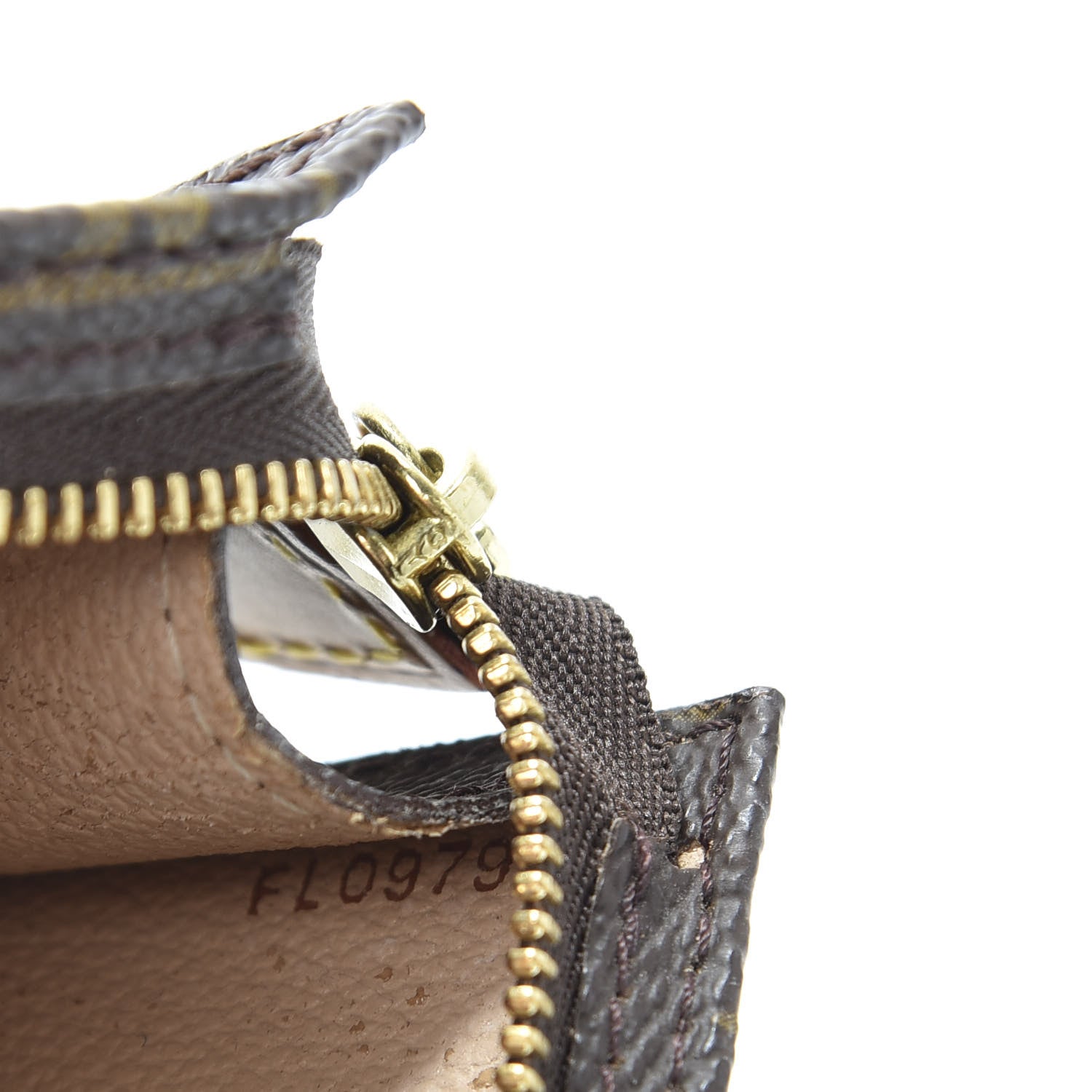 Louis Vuitton Monogram Bucket Pouch 27 9 of 9