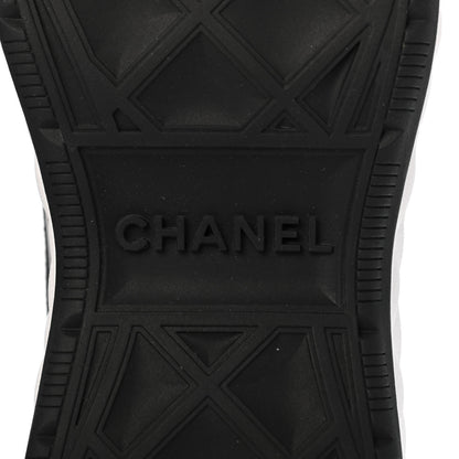Chanel Velvet Calfskin Mixed Fibers CC Sneakers 40 Black 6 of 9