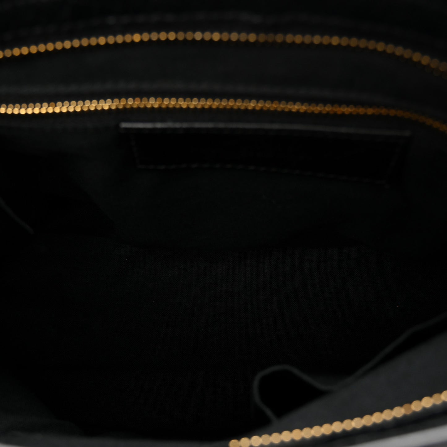 Agneau Classic Gold Hardware S City Black