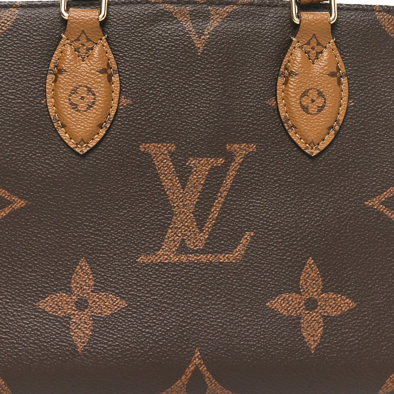 Louis Vuitton Reverse Monogram Giant Onthego PM 7 of 9