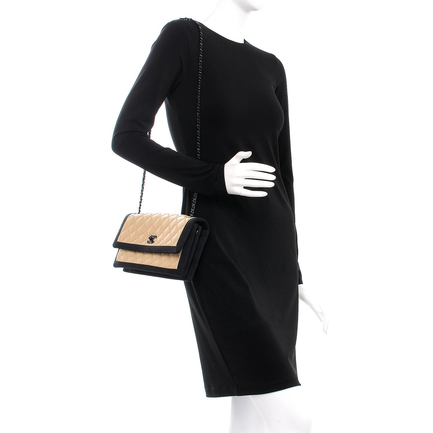 Lambskin Grosgrain Quilted Flap Beige Black