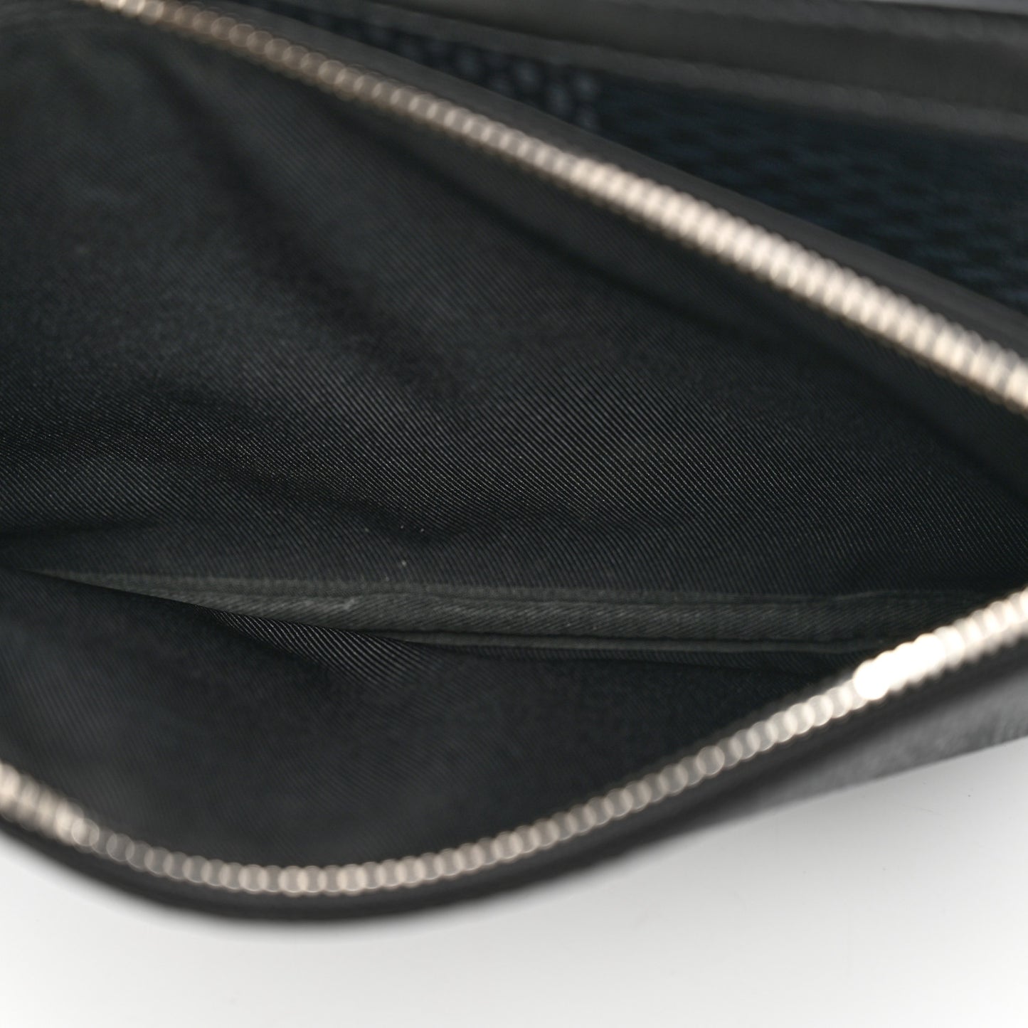Damier Graphite 3D Trio Messenger