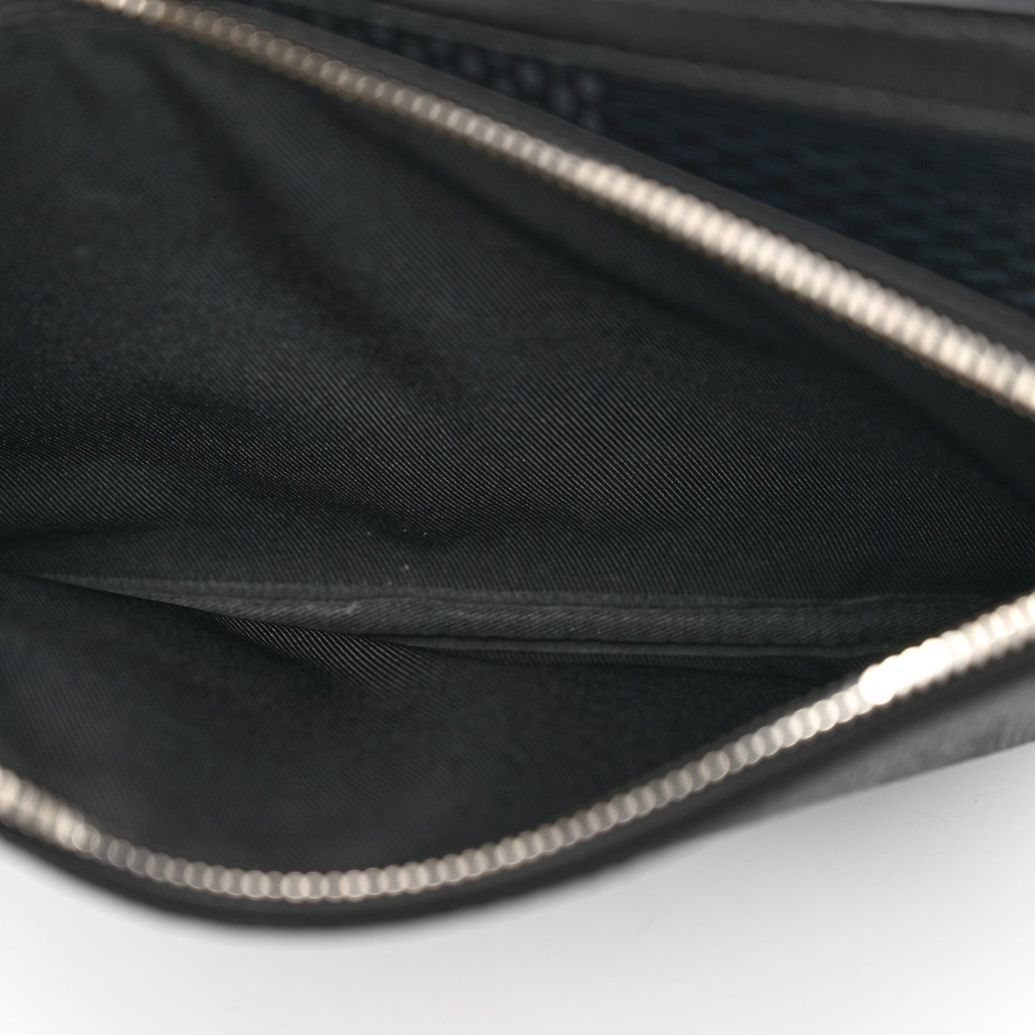 Louis Vuitton Damier Graphite 3D Trio Messenger 8 of 11