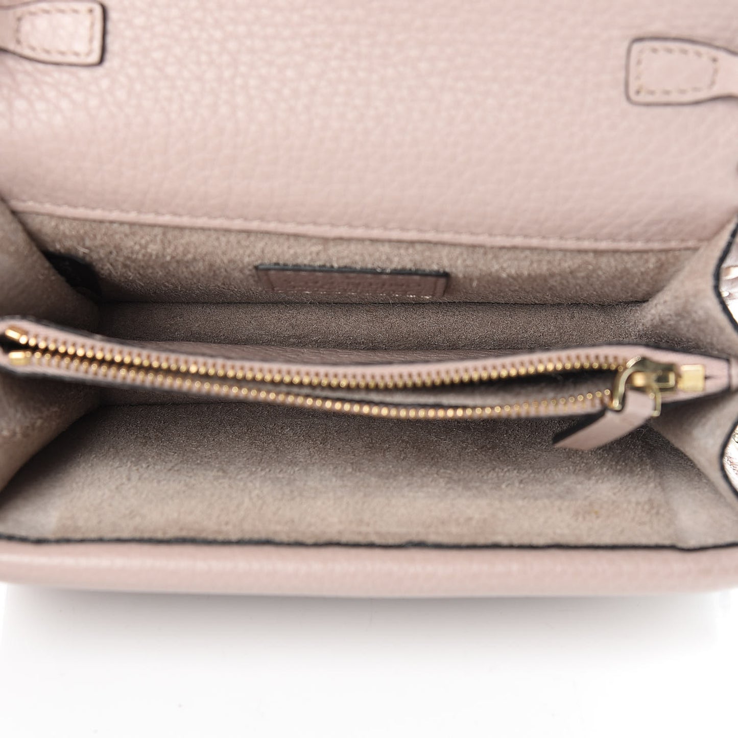 Pebbled Calfskin Rockstud Wallet on Chain Poudre